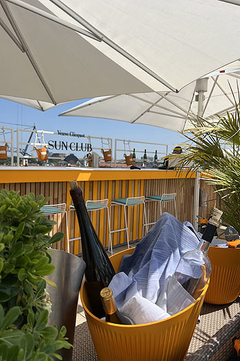 „Munich Sushi Club“ im Mandarin Oriental Munich: Nobu-Flair hoch über den Dächern Münchens (©Foto: Andrea Vodermayr)